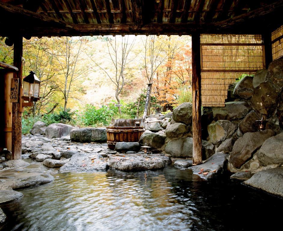 Отель Lamp No Yado Aoni Onsen Hirakawa Экстерьер фото