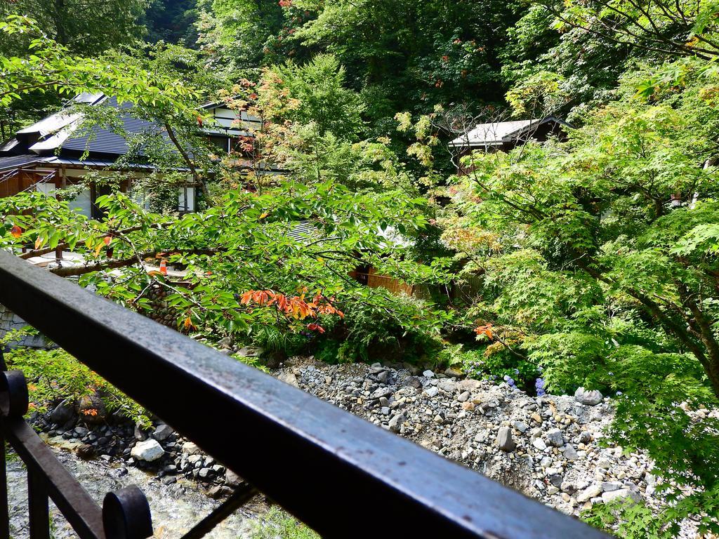 Отель Lamp No Yado Aoni Onsen Hirakawa Экстерьер фото